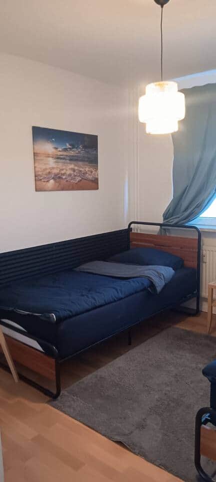 Unterkunft Halle – 6 Plätze, 2. OG Foto 2