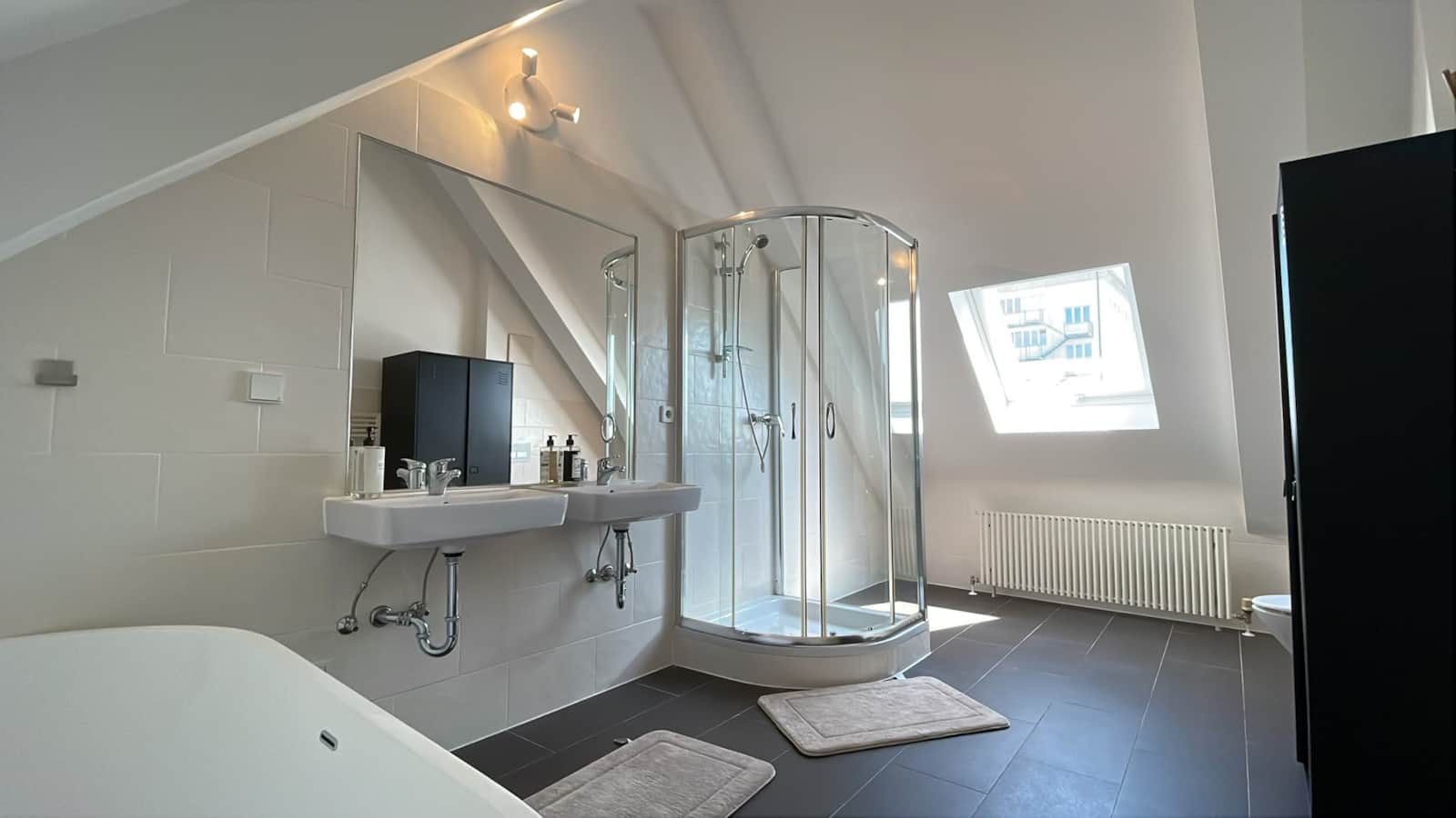 DACH · Über den Dächern Leipzigs – Loft Grimmaische Str. 25 (120 m²) Foto 14